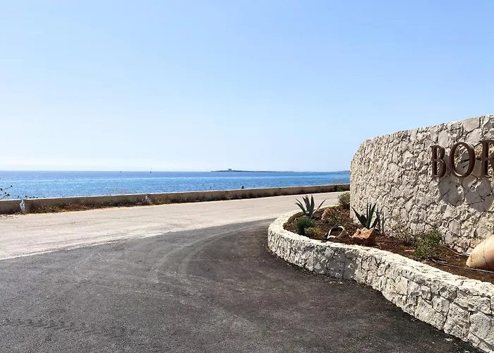 2 Bedroom Beautiful In