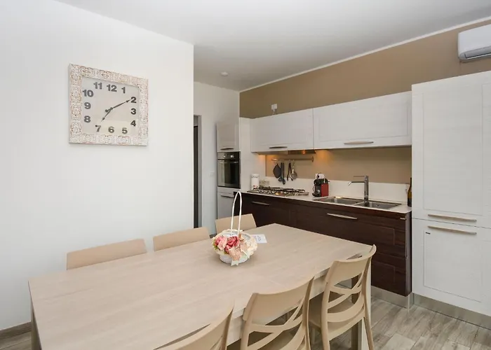 2 Bedroom Beautiful In